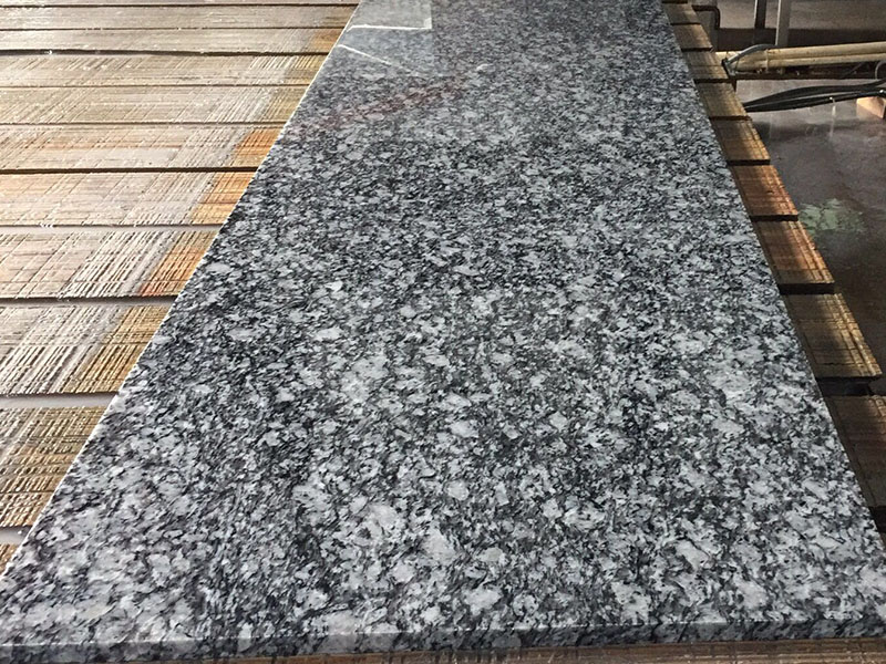 Spray White Granite Countertop