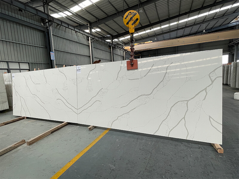 Bookmatched Jubilee Calacatta Quartz