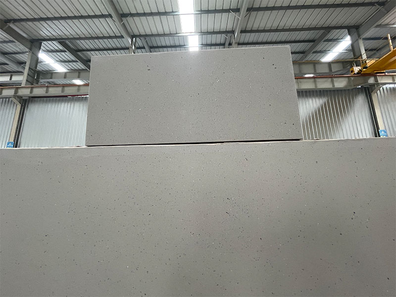 4004 Raw Concrete Quartz Slab