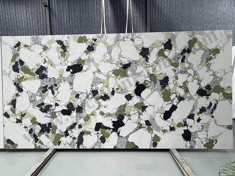 Manace Green Quartz Slab