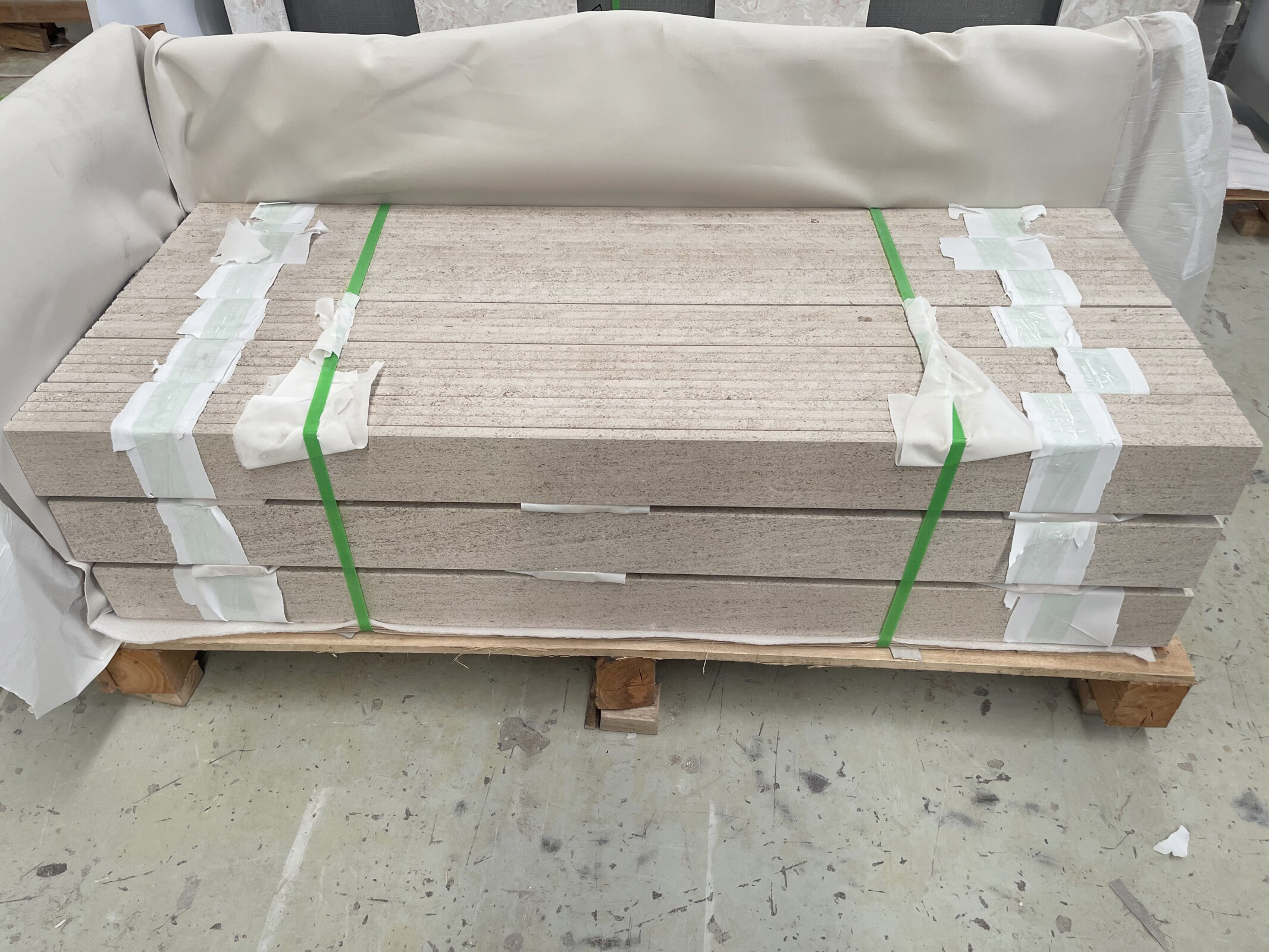 moca cream limestone