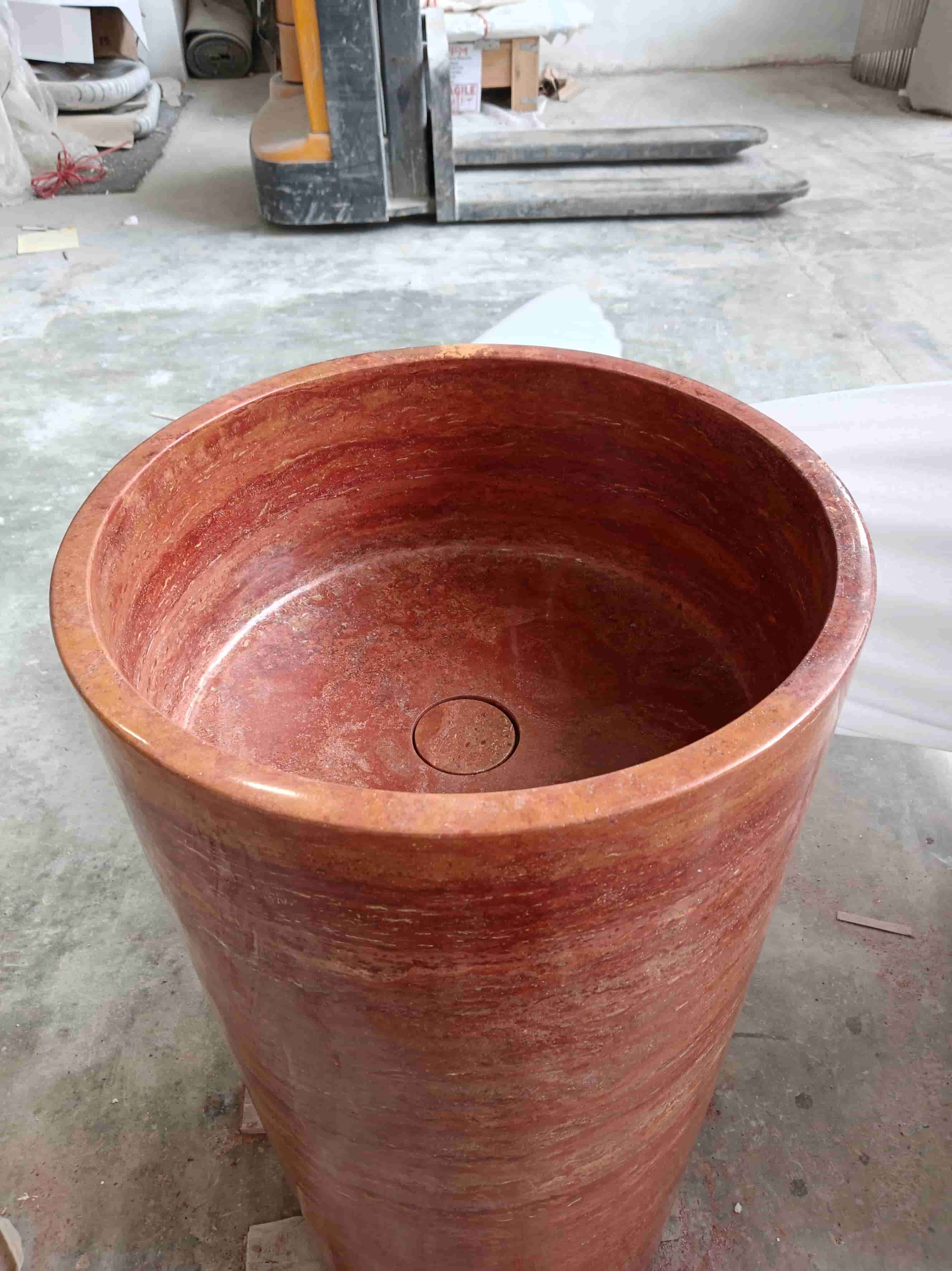 Customized Red Travertine Pedestal Standing Basin Customized Red Travertine Pedestal Standing Basin