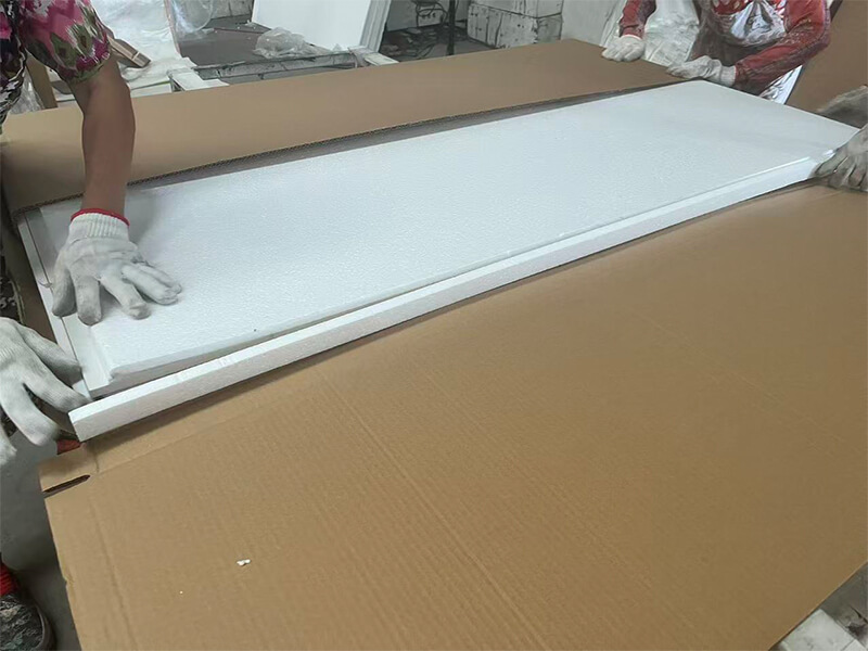 Pure White Velvet Sintered Stone Table Top Packing Pure White Velvet Sintered Stone Table Top Packing