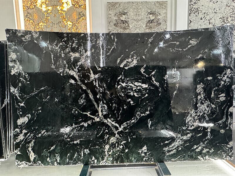 Emerald Green Quartzite Slabs Emerald Green Quartzite Slabs