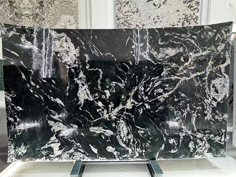 Emerald Green Quartzite Slabs Emerald Green Quartzite Slabs