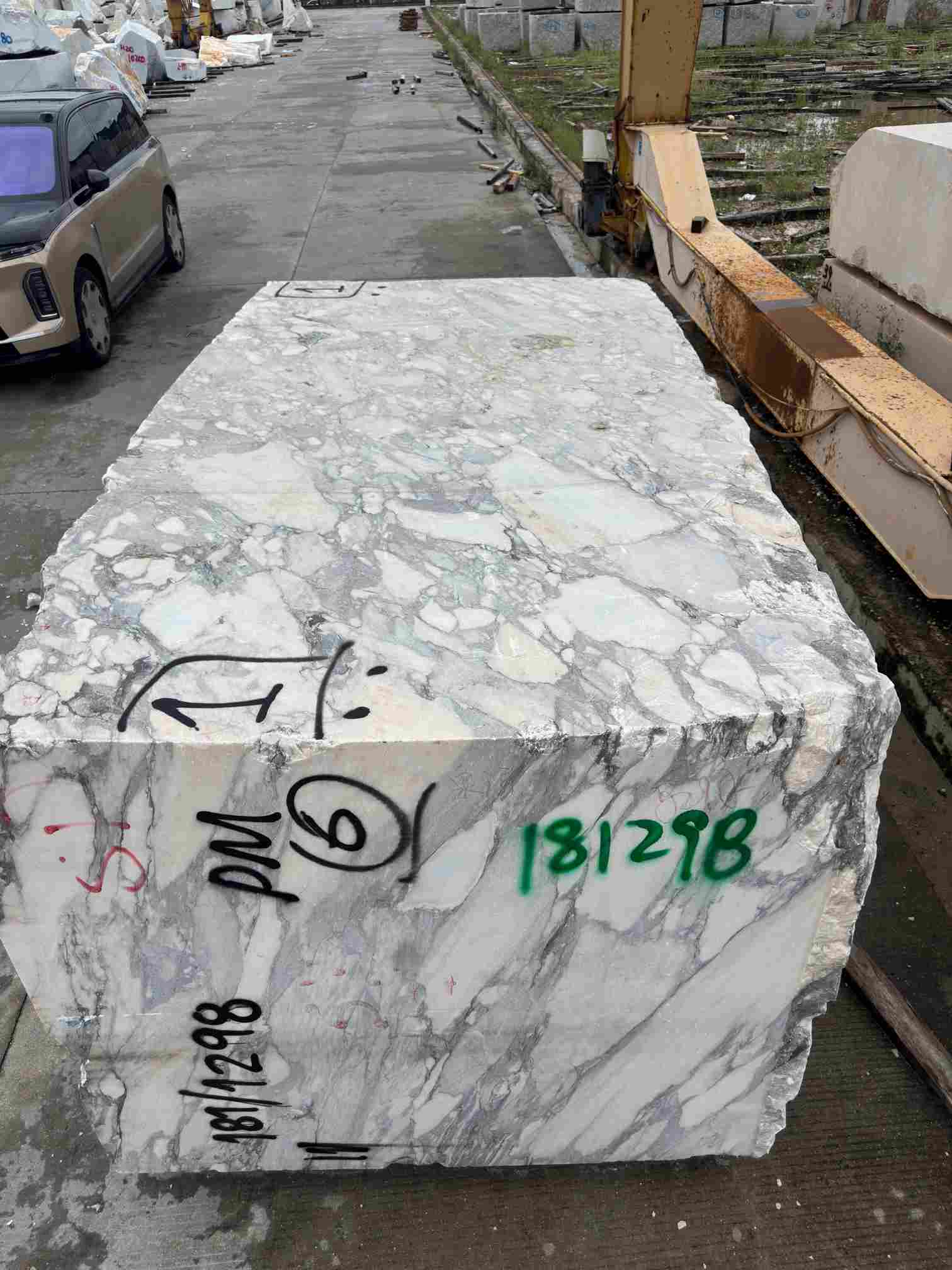 Calacatta Viola marble blocks for wholesale slab production