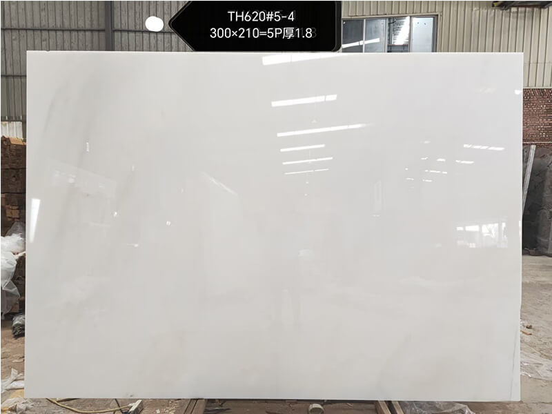 Chinese Calacatta White Marble Slabs Chinese Calacatta White Marble Slabs