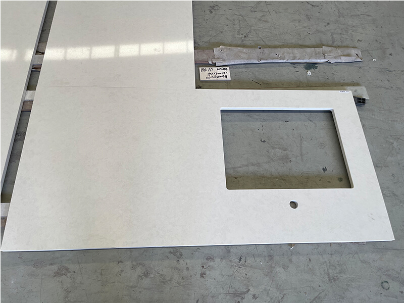 Organic White Quartz Kitchen Countertops