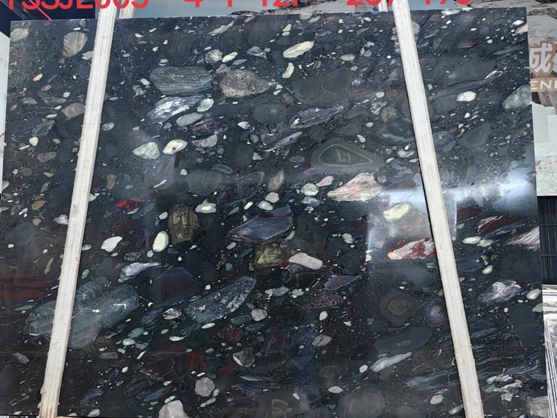 Multicolor Pebble Granite Multicolor Pebble Granite
