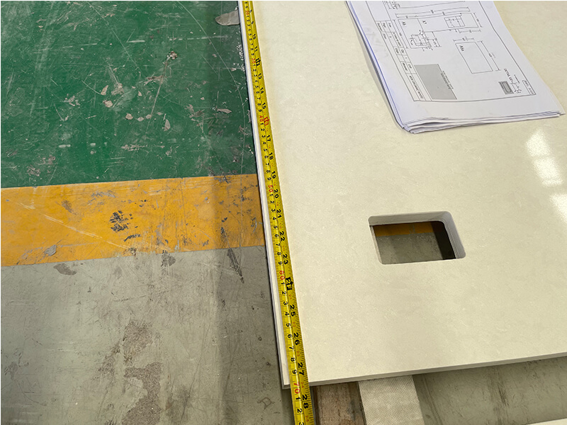 Organic White Quartz Kitchen Countertops