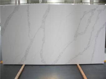 Calacatta Quartz Slab