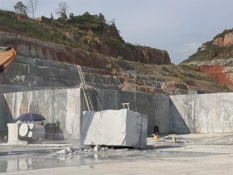Desert Oasis natural stone quarry source
