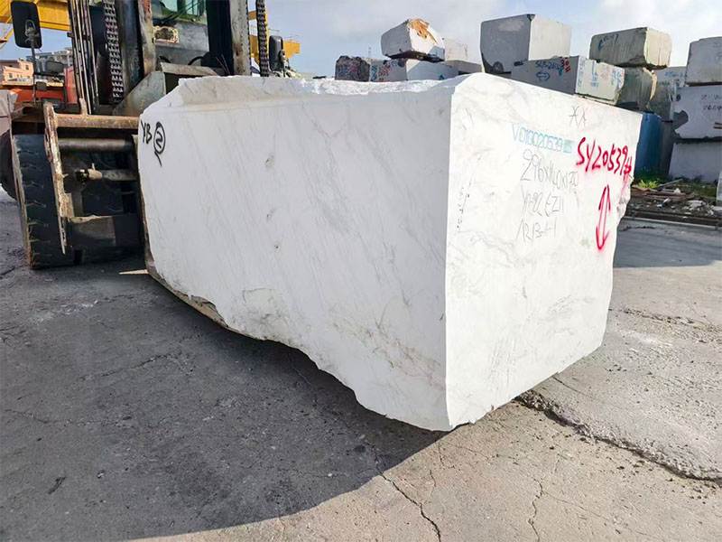 Which Volakas Marble Is Most Popular? Spider, JPAPA, Dionyso and Large Quarry Compared