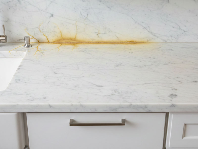Why White Marble Turns Yellow: Early Warning Patterns & Timing Explained
