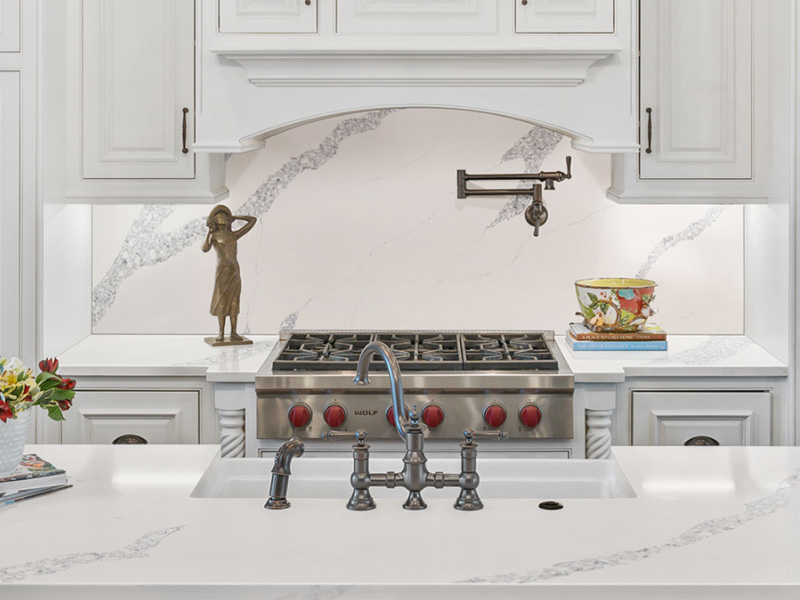 Calacatta Venetian Quartz Countertop Backsplashes