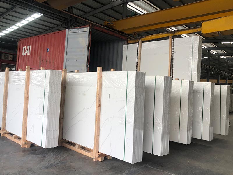 How to pack and load quartz slabs?